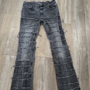 Men's Frayed Straight Leg Jeans in Dark Gray